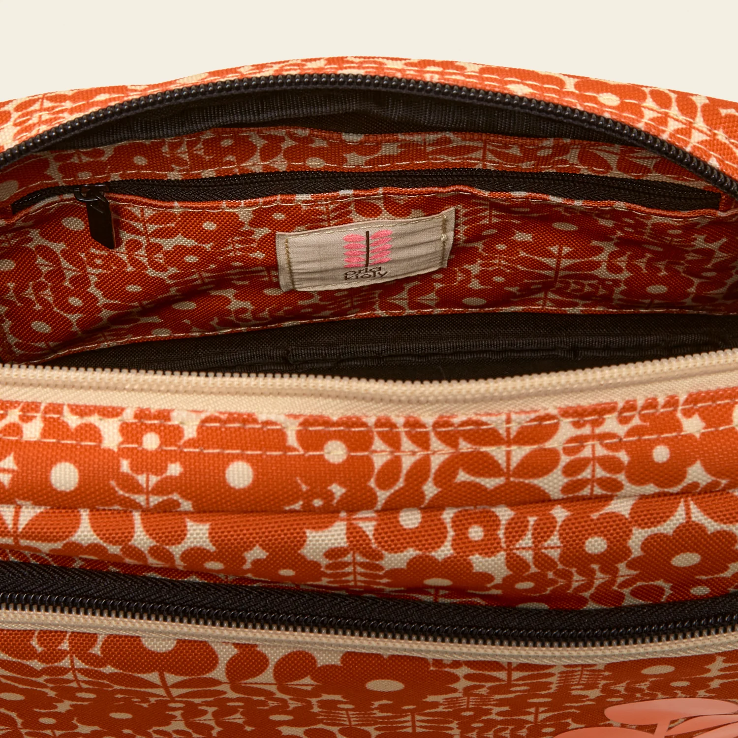 Angle Camera Bag - Criss Cross Stem Tomato - Image 6