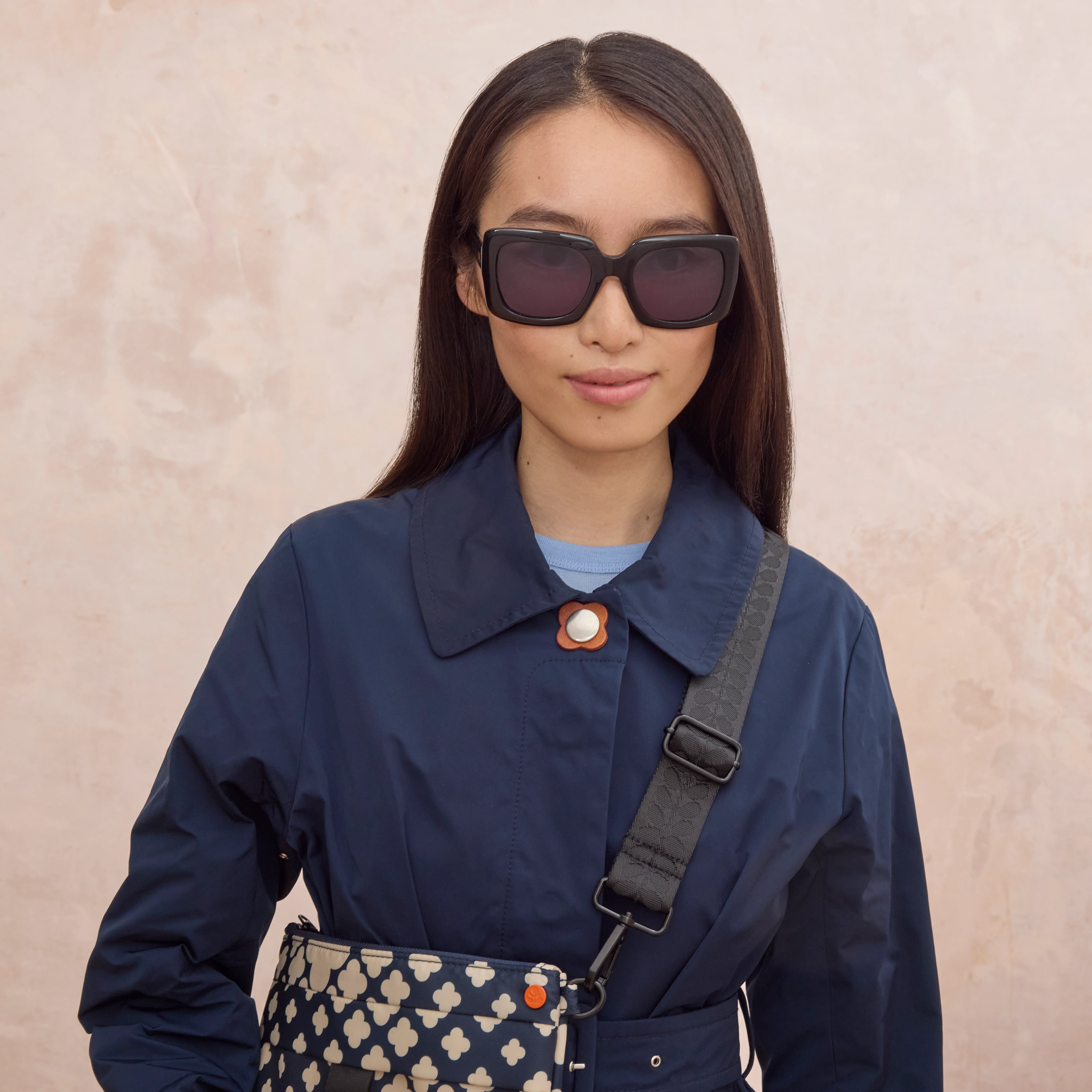 Calla Sunglasses - Black - Image 3