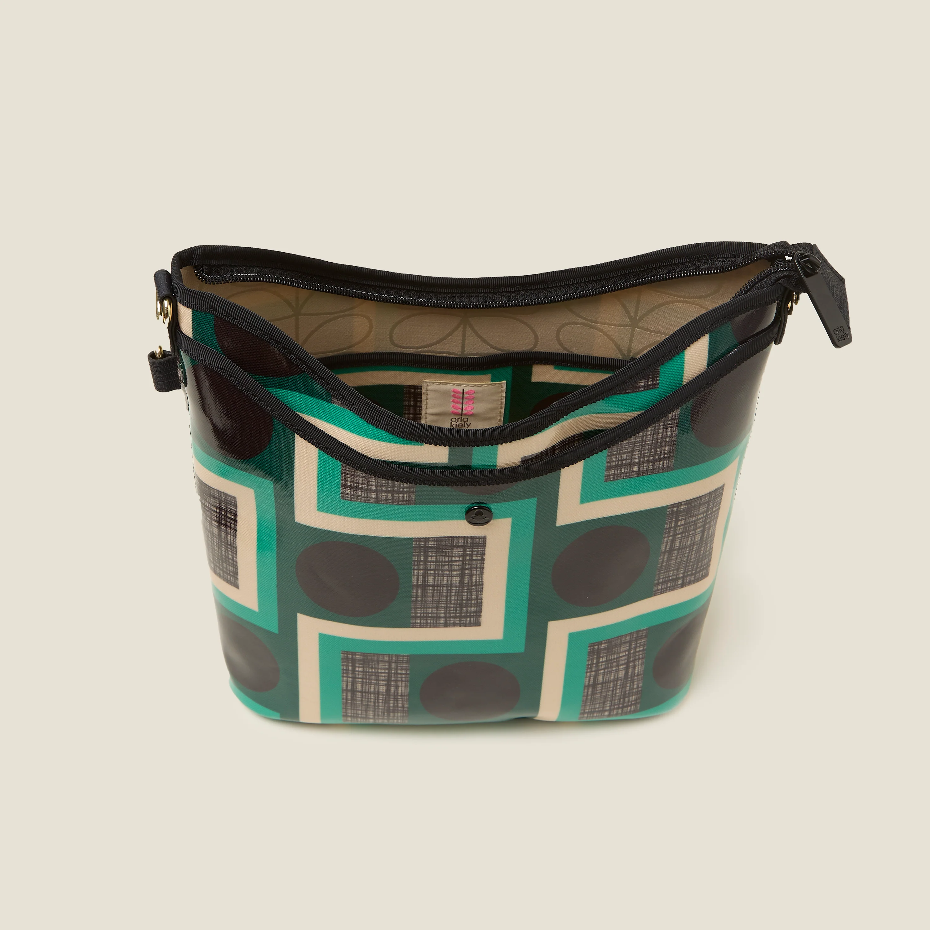 Cross Carry Crossbody - Balcony Spot Emerald - Image 5