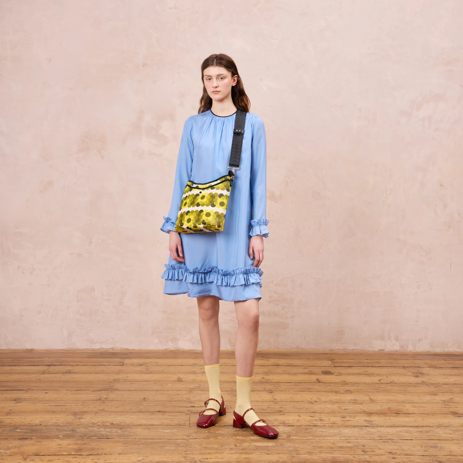 Cross Carry Crossbody - Retro Flower Yellow - Image 5
