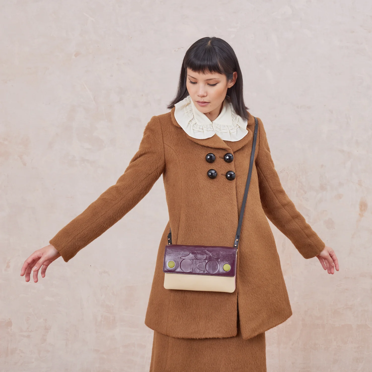 Flap Folio Leather Crossbody Bag - OK Colourblock Burgundy - Image 3