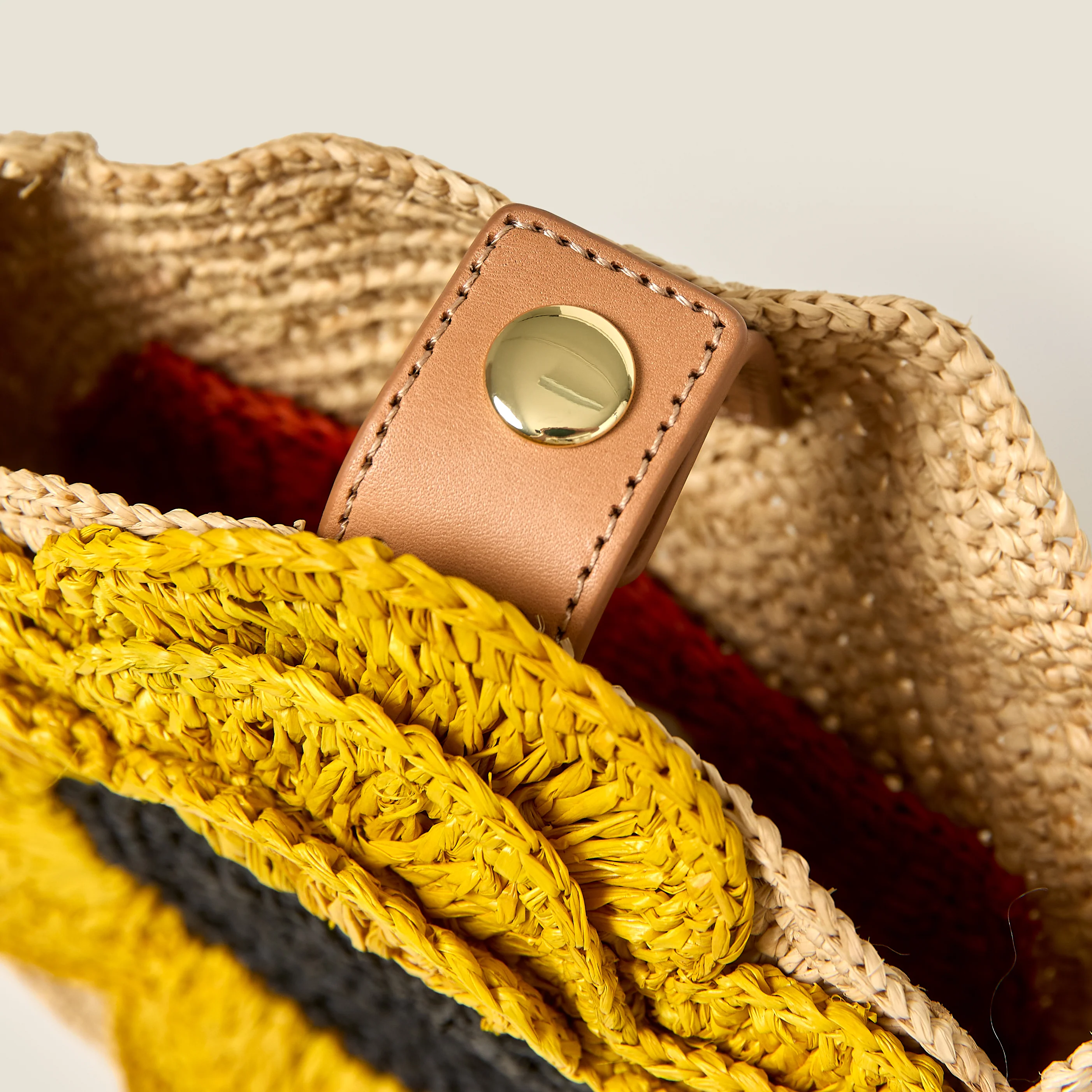 Flower Circle Raffia Crossbody - Sunflower - Image 6