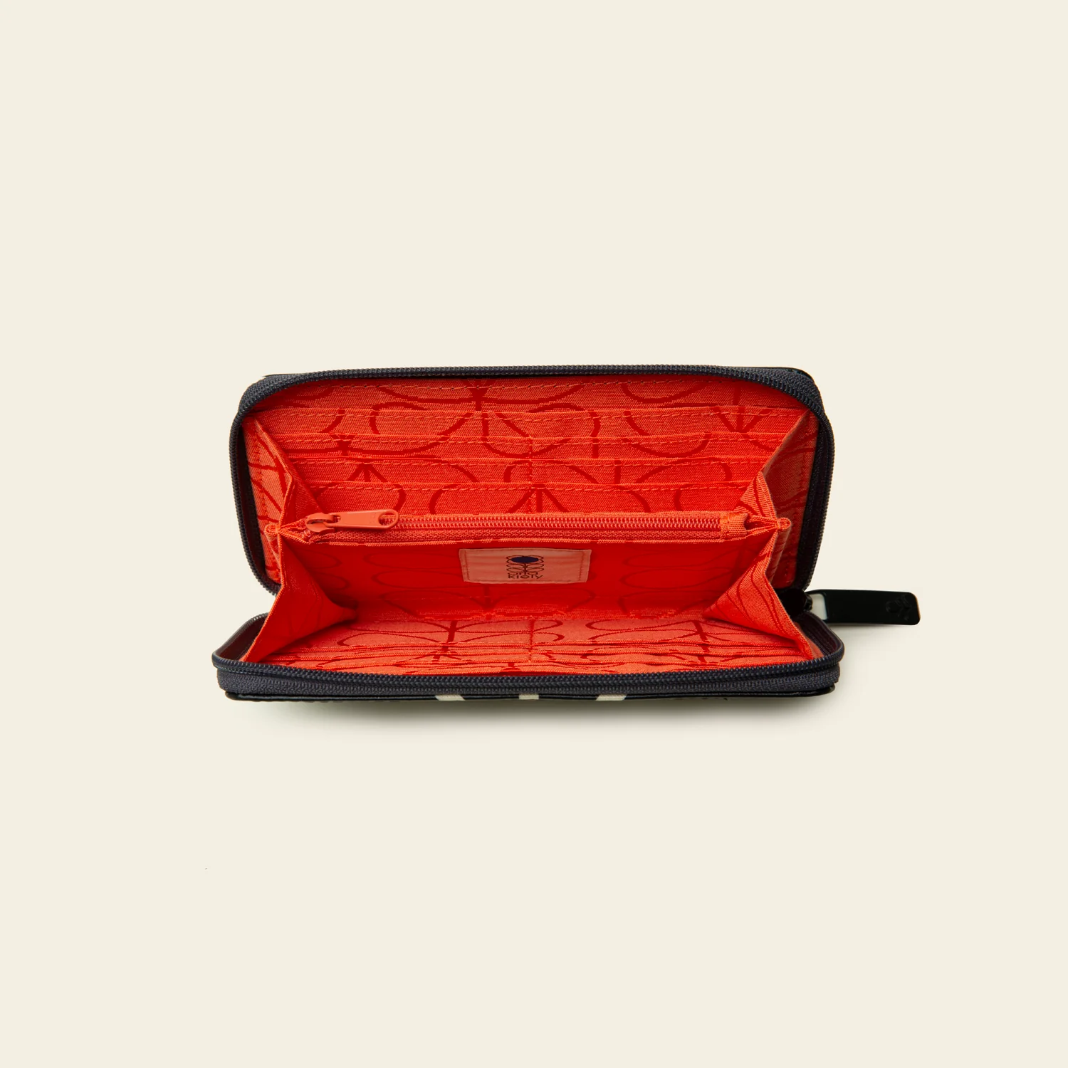 Forget Me Not Wallet - Linear Stem Liquorice - Image 4