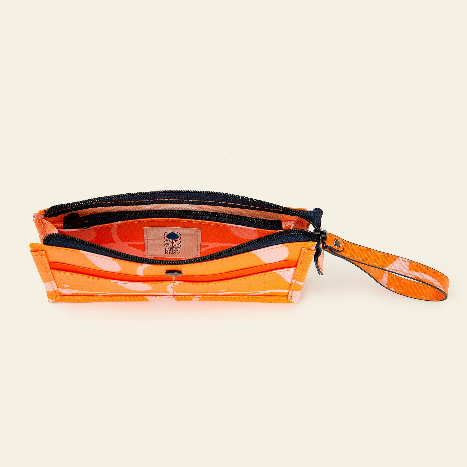 Holden Wrist Wallet - Beluga - Image 4