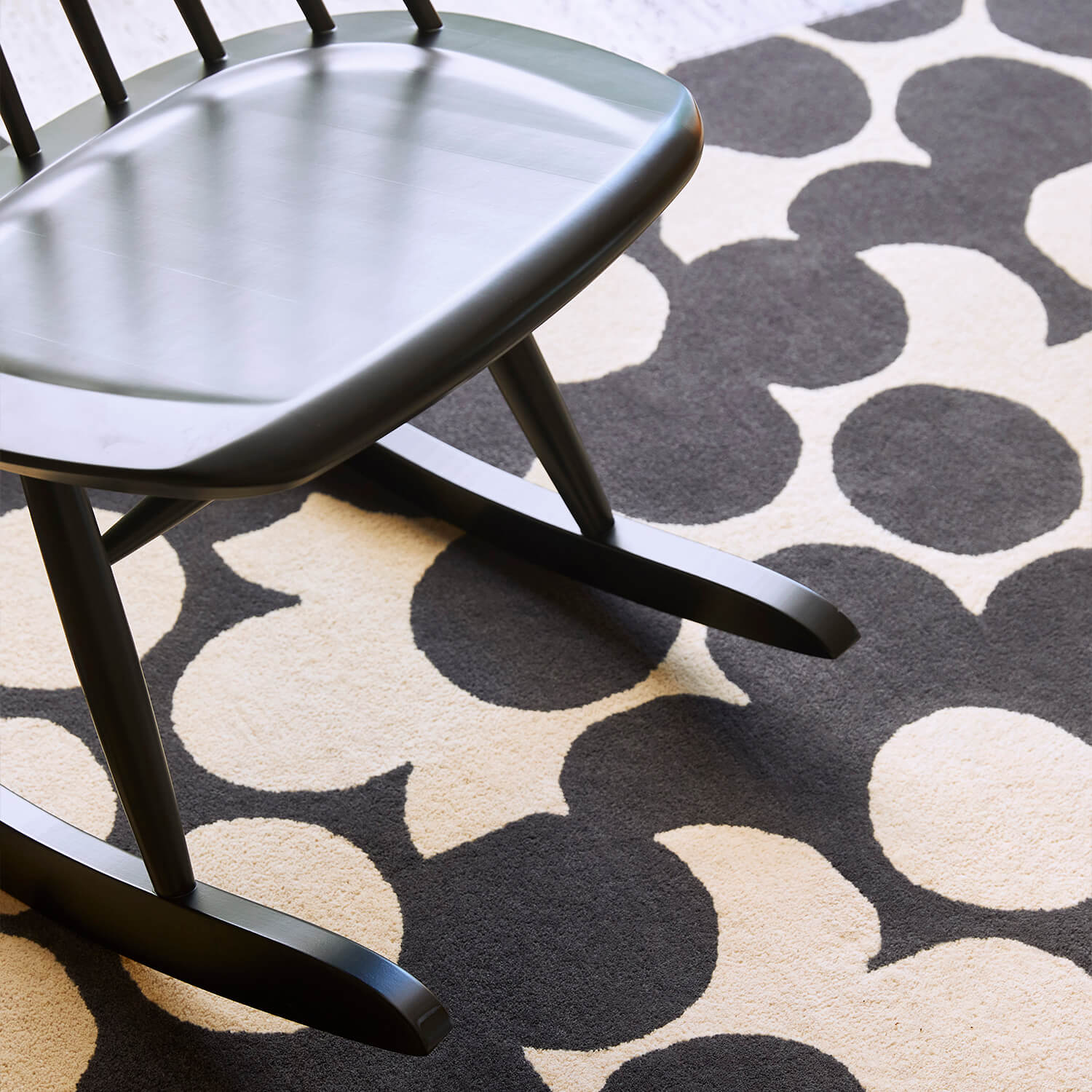 Slate Puzzle Flower Rug - Image 3