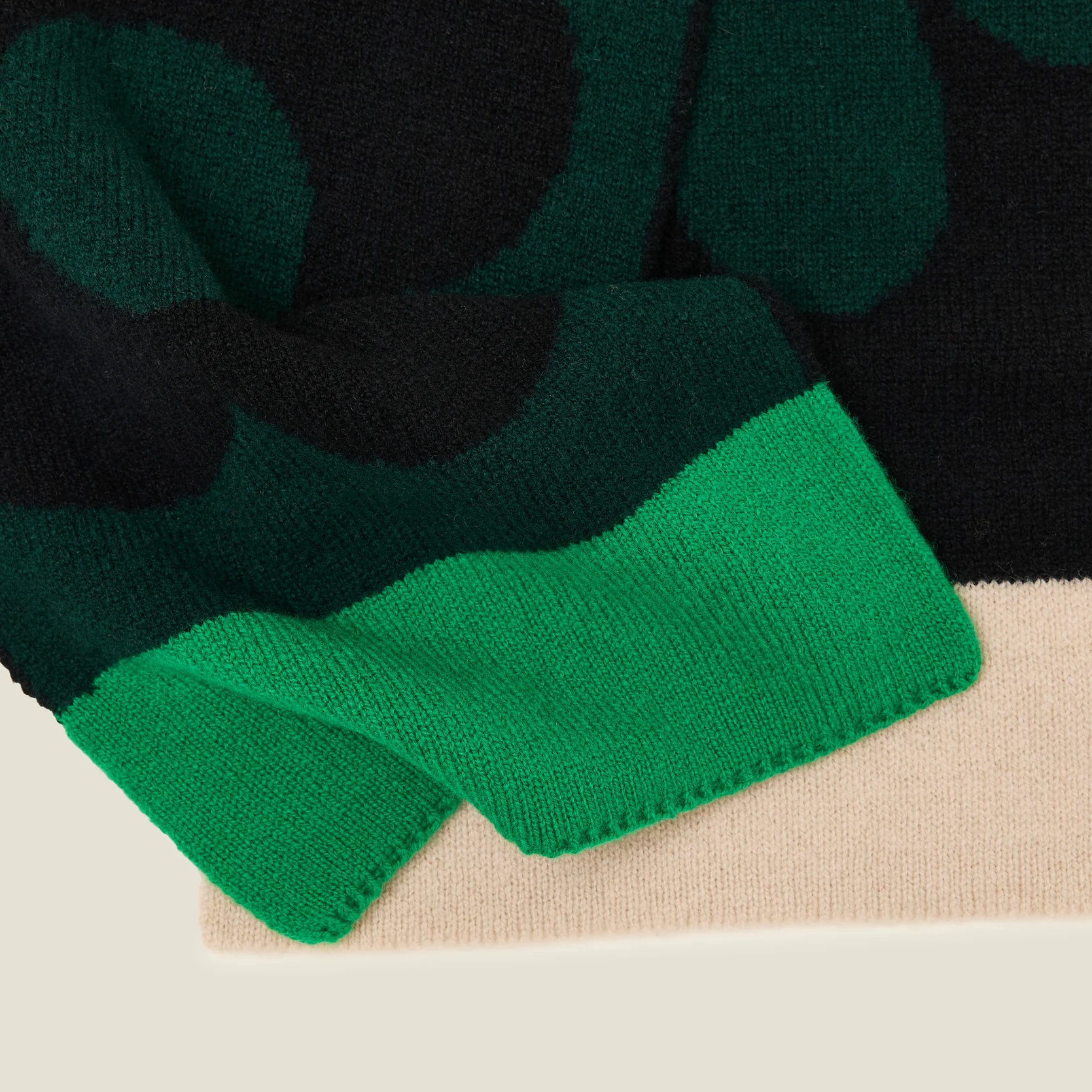 Stem Sprig Wool Scarf - Forest Black - Image 4
