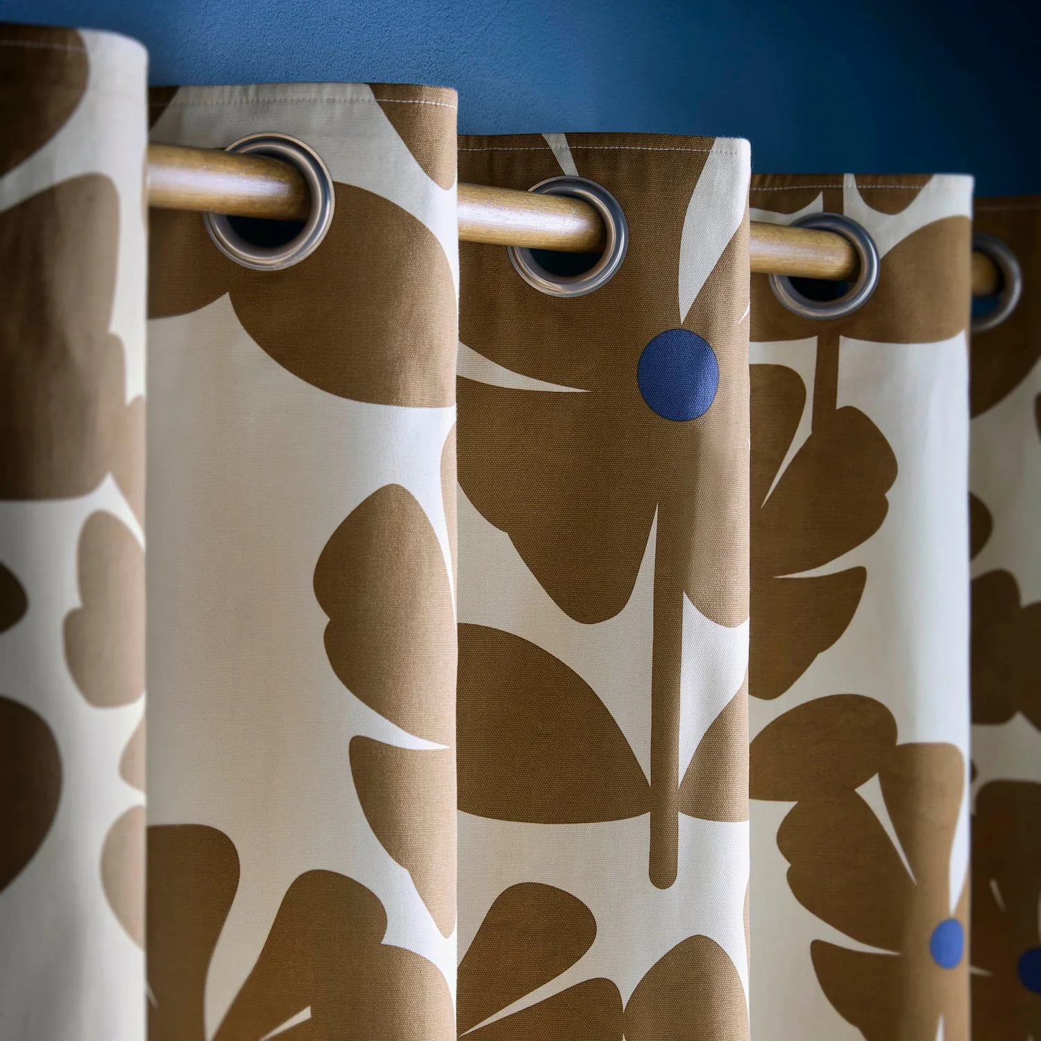 Wildflower Lined Eyelet Curtains - Coffee - Image 2